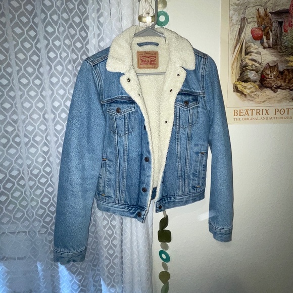 Levis Original Sherpa Trucker Jacket, Medium Wash in size XS - Picture 1 of 11